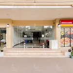 RedLiving Apartemen Tamansari Panoramic - Santuy Agency Lobby P1 9